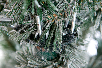 Ель CRYSTAL TREES Гарда заснеженная 180см. KP3018