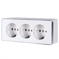 Розетка тройная с заземлением и шторками Gallant (белая) Werkel WL15-02-05