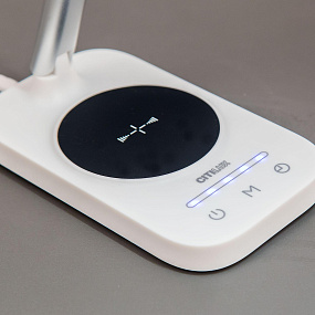 Светодиодная настольная лампа с USB+Qi CITILUX Ньютон CL803051
