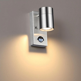 Настенный уличный светильник Odeon Light MOTTO 4388/1W