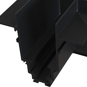 Угловой коннектор для магнитного трека Maytoni Accessories for tracks TRA004CL-22B